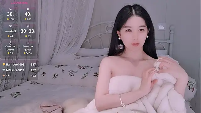 BingLin- Live XXX Chat