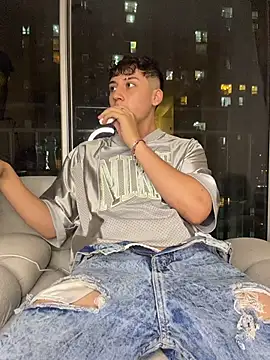 Chat XXX Live OLIVER_K