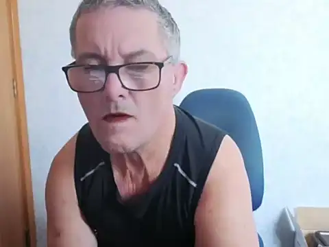 daddy_man Chat XXX in diretta