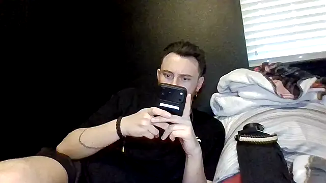 Živý XXX chat Mikecloudyhawk