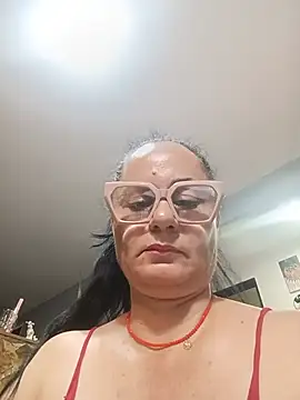 Eunice73's Live XXX Chat