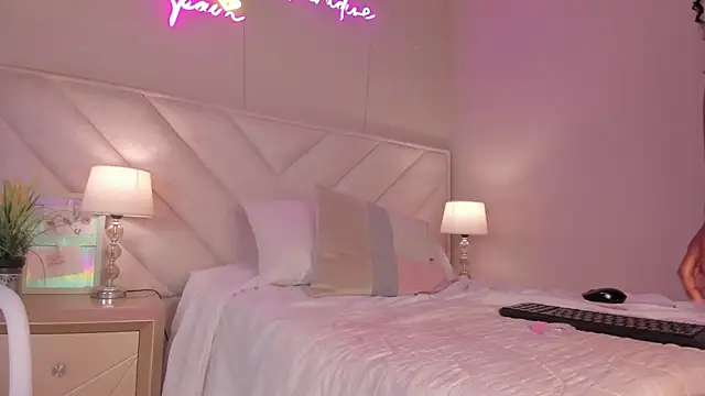 Živý XXX chat cata_brown_