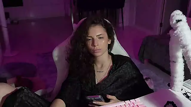 Chat +18 de Lonessa ao vivo