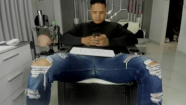 master_leather's Live XXX Chat