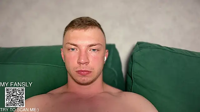 Živý XXX chat iron__chap