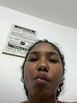 Živý XXX chat IamBlackmoon
