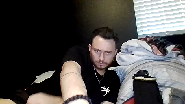 Mikecloudyhawk লাইভ XXX চ্যাট