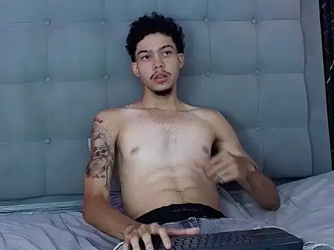 Živý XXX chat thiago_preston