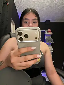 Chatroom XXX en direct de alhaana_