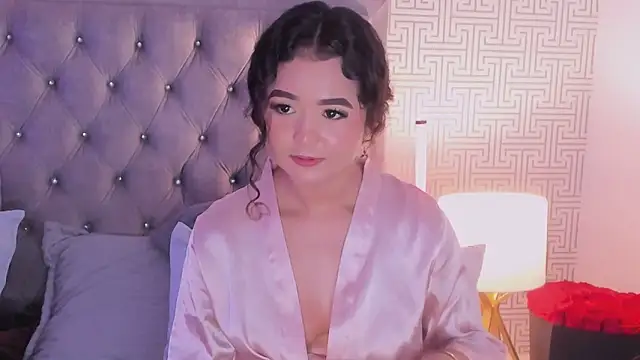 Evaa_Lunna_ Chat XXX live