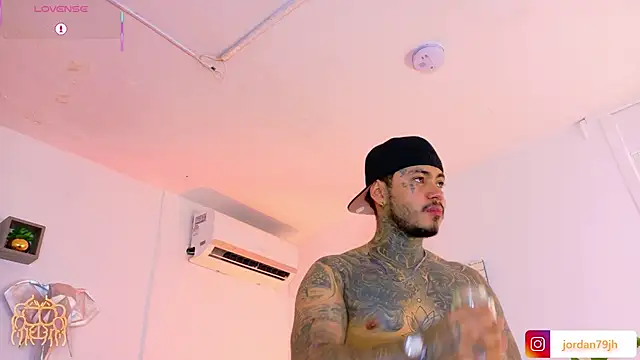 Онлайн чат XXX JordanSmiith_