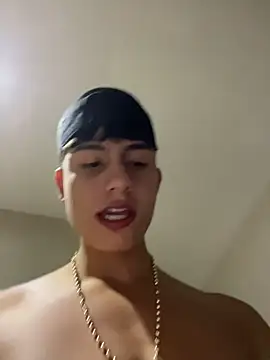 Lander_Cruz Live XXX-Chat