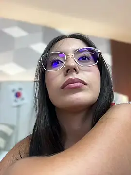 Julietasantos__'s Live XXX Chat