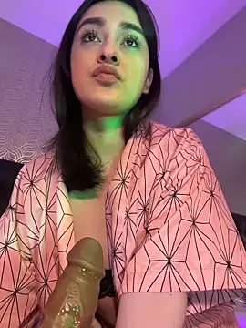 Chat +18 de MiahWindsor ao vivo
