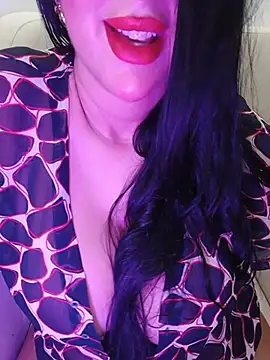 دردشة Queen_sousou الجنسية المباشرة