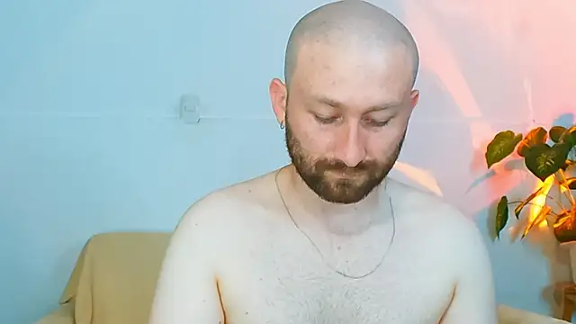 holly_and_honey69's Live XXX Chat
