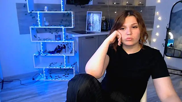 AgathaAgnia's Live XXX Chat