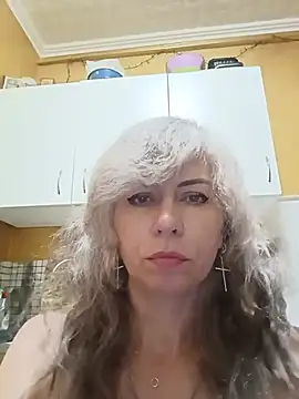 TaynaSecret live XXX chat