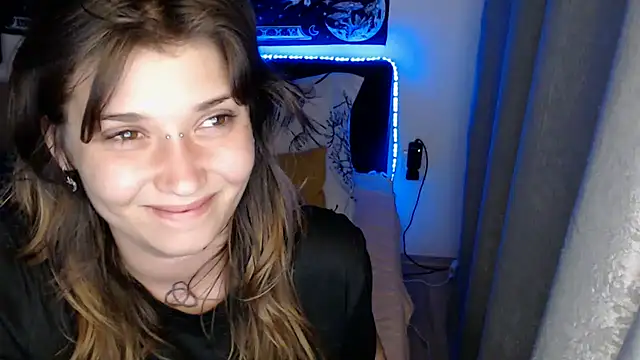 Živý XXX chat AlienforTwenty