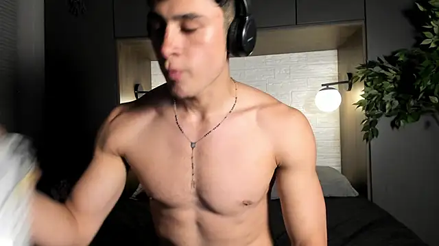 XXX chat uživo modela AustinJones_
