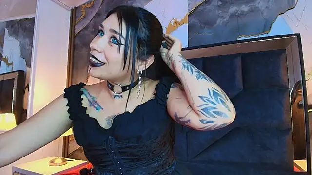 SusanVillan Live XXX chat