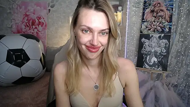 NickyAdamidi 现场XXX聊天