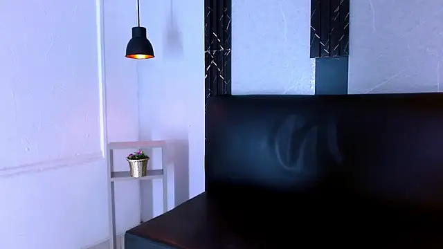 Онлайн чат XXX MaxWyatt_