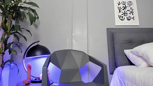 Tylerffoxx Adlı Modelin Canlı XXX Sohbeti