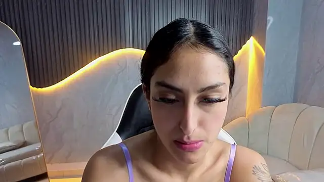 Tifany_Tx Adlı Modelin Canlı XXX Sohbeti