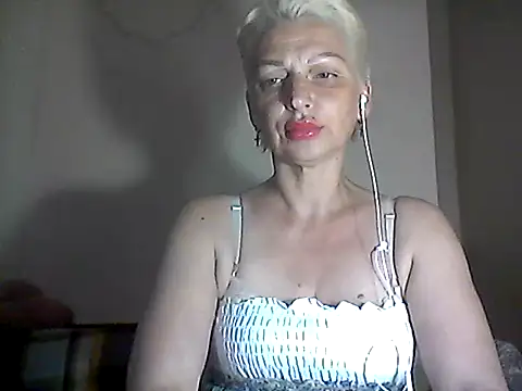 XXX chat uživo modela MaryJane441