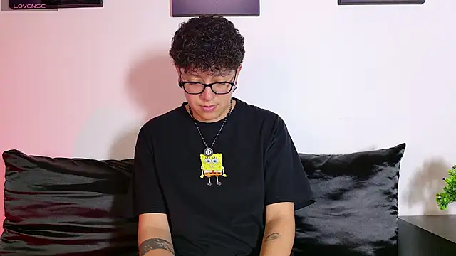 Онлайн чат XXX alex_noa