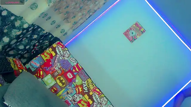 Perla_Hotcortes Chat XXX in diretta