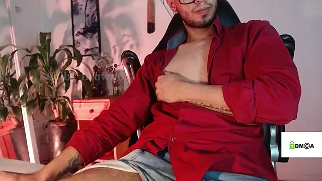 Онлайн чат XXX Colby_brown03
