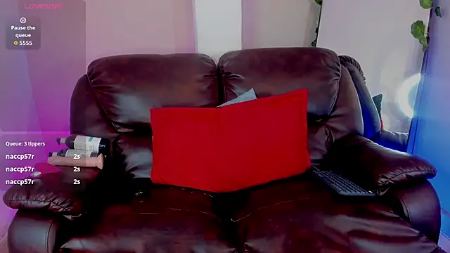 Salvattore_Muller's Live XXX Chat