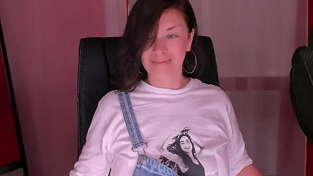 AnaMills' Live XXX Chat