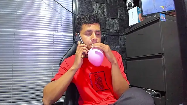 Živý XXX chat boy_bigcock24cm