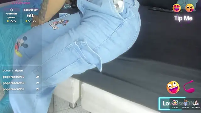 צ'אט XXX בשידור חי של Pandora_Rey2