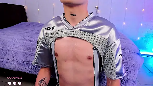 Chat XXX en directo de SebastianHilton