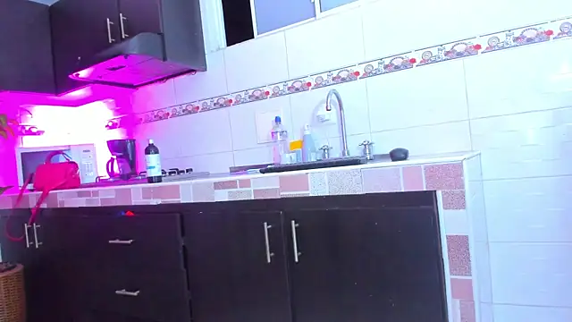 دردشة Emma-evans الجنسية المباشرة