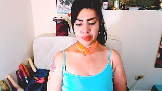 luisahott's Live XXX Chat