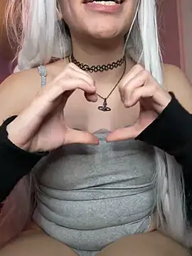 צ'אט XXX בשידור חי של Gothbabbi