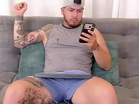 JaxRagnar Adlı Modelin Canlı XXX Sohbeti