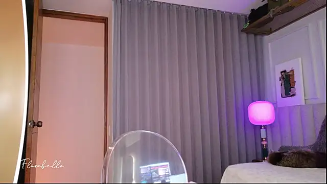 Chat XXX en directo de Florabella_