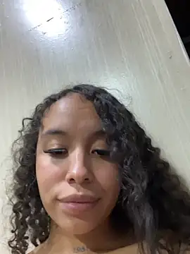 Онлайн чат XXX MarieLeon