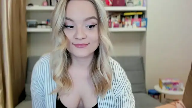 XXX chat uživo modela Kara_Smith_