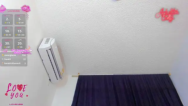 FoxxTattoo Live XXX-chat