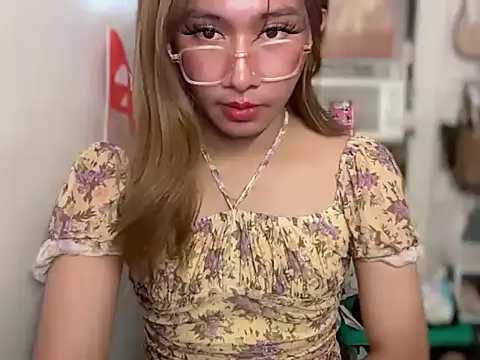 Miss_CandyX 即時 XXX 聊天