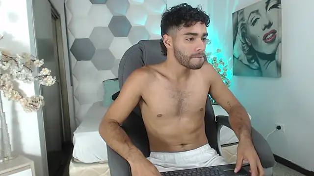 AlejandroGreco Live XXX Chat