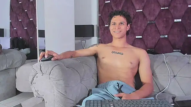 TonyBenedetti's Live XXX Chat