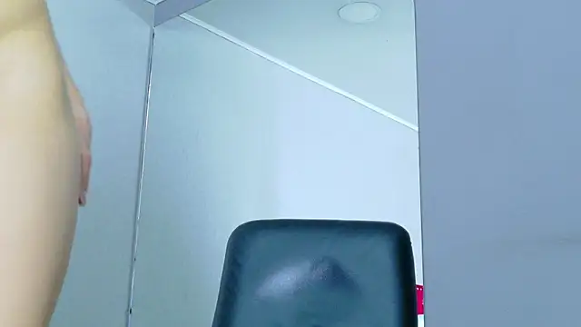 CassandraWhite লাইভ XXX চ্যাট